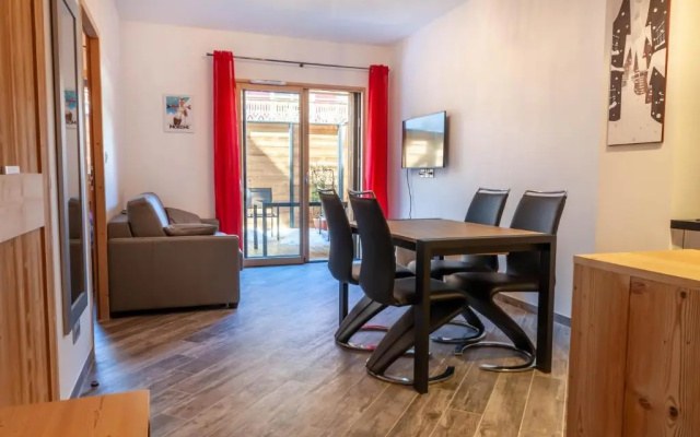 Portes Du Pleney 001
