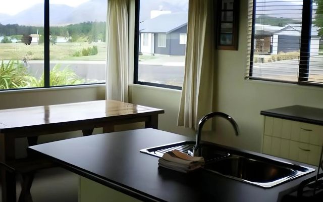 Book Tekapo Holiday Home