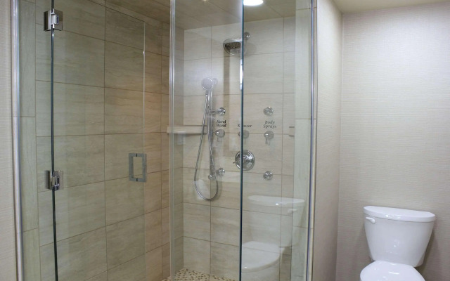 Quality Hotel & Conference Centre