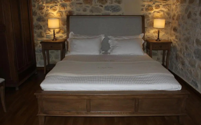 Vetilios Lithos boutique hotel