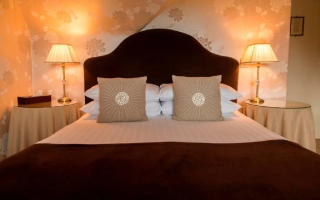 The Tongue Hotel