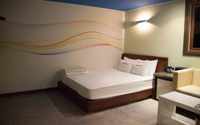 WE Motel