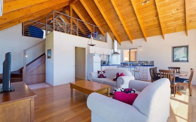 Snug Cove Villas