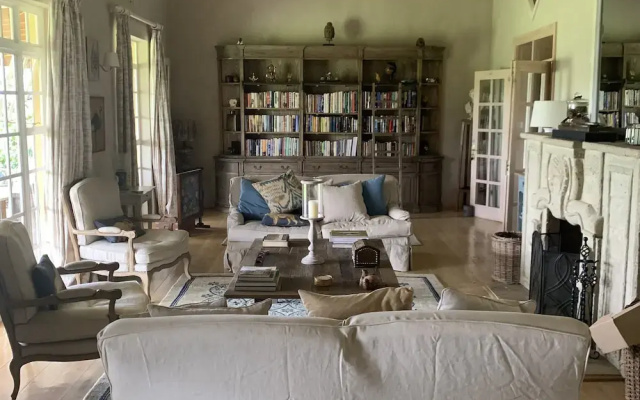 Ol Bobongi House