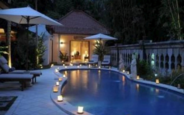 Tirta Ayu Hotel & Restaurant