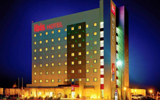 ibis Juarez Consulado