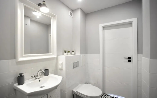 Chmielna 12 Street P&O Serviced Apartments