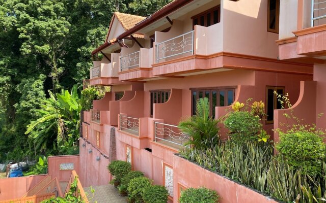 Отель Baan Kongdee Sunset Resort Таиланд, Пхукет - 1 отзыв об отеле, цены и фото номеров - забронировать отель Baan Kongdee Sunset Resort онлайн вид на фасад