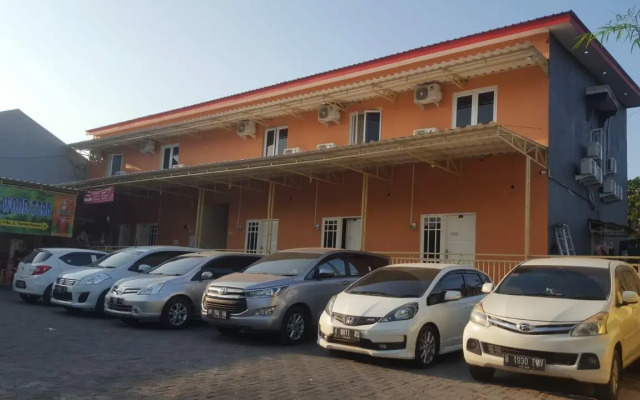 hotel wood 7296