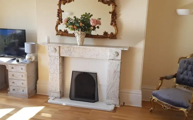 Charming Victorian Apartment, sea Views, Brighton
