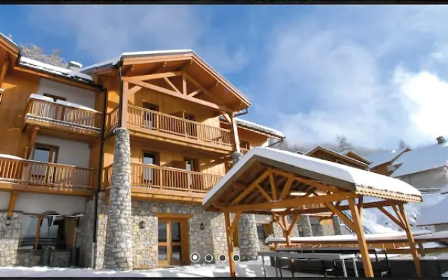 Chalet Eve