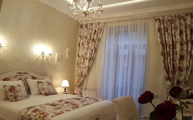 English Home Tbilisi