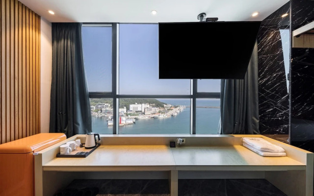 Hotel The Club Yeonhwari