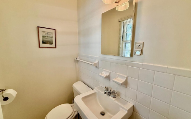 Henlopen Avenue 66