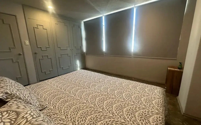 Modern Polanco Stay - Parking- Elevator- Sleeps 10