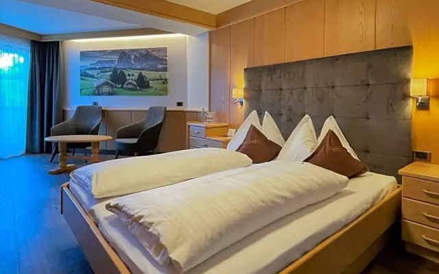 Hotel Condor