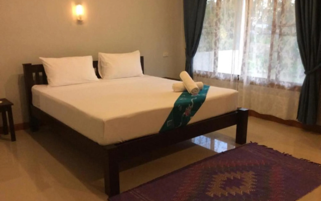 Lanta Wanida Resort