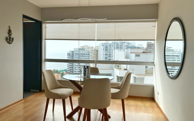 Elegant 2BR with Ocean View by Wynwood-House