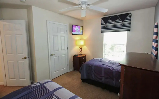 3031 Encantada