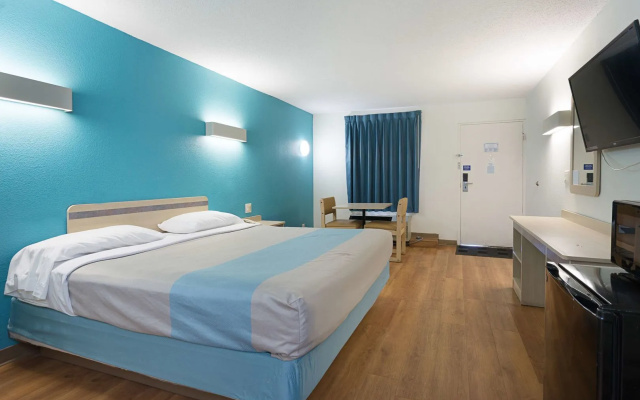 Motel 6 Bells, TN - Brownsville