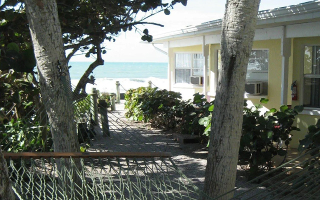Pearl Beach Inn
