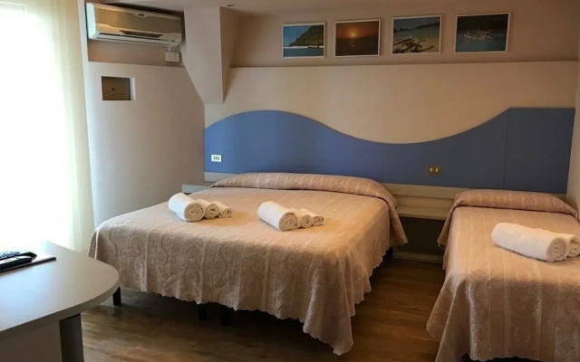 Hotel Moderno