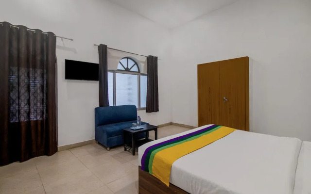 Itsy Hotels Om Pushp Residency