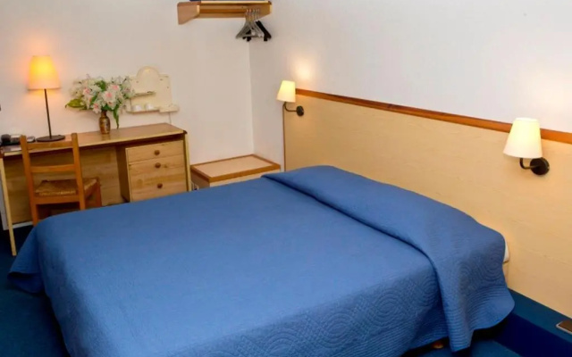 Hipotel Paris Marne La Vallée