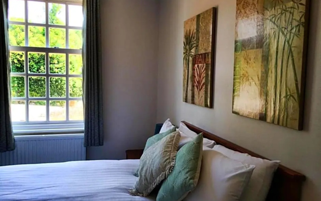 Stoke Lodge Hotel