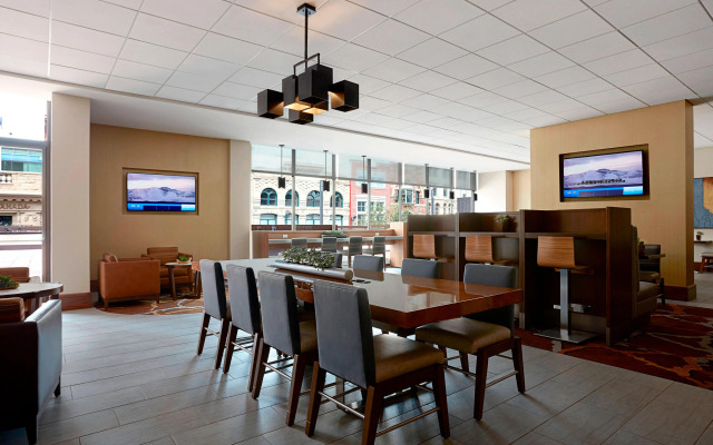 Calgary Marriott Downtown Hotel