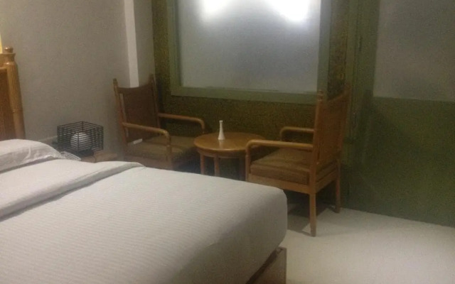 Hotel Malayoram Gateway