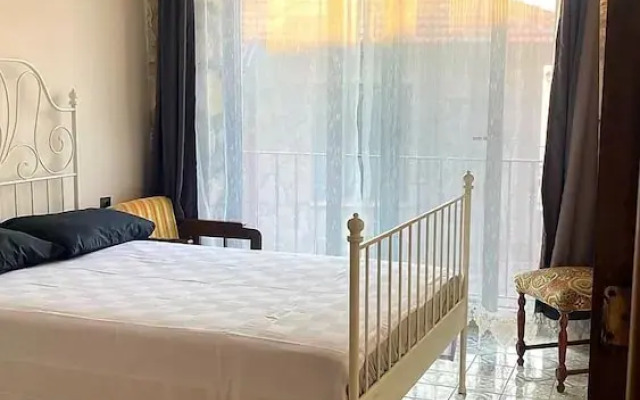 Nur Karen Taş Konak