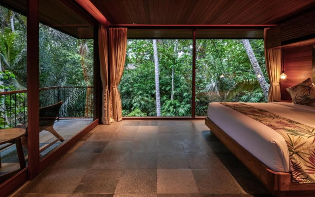 Birdhouses Bali Tree Top Living