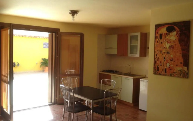 La Casa Gialla