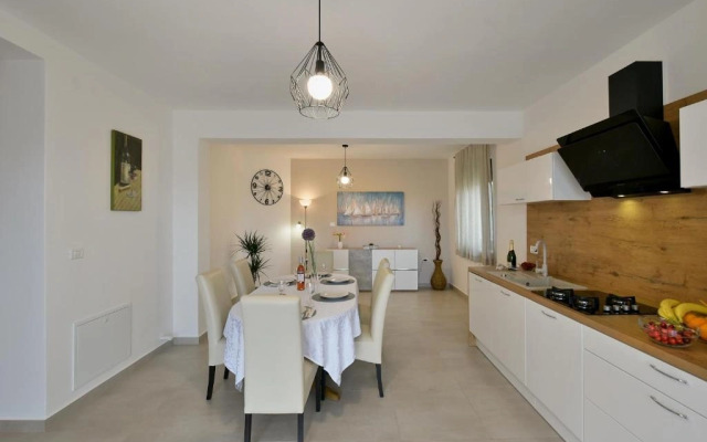 House Vedran 1125