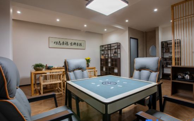 Xiangli Yaju Hotel (Mengzi Min'an Road)