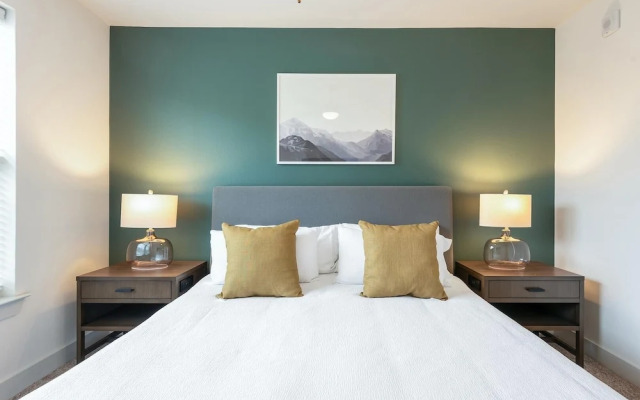 Landing Furnished Apartments - Old East Dallas