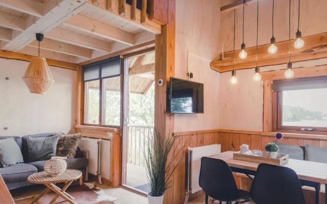 Tree house