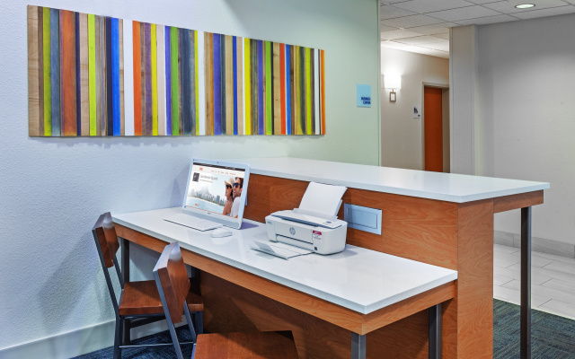Holiday Inn Express New Orleans East by IHG