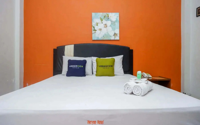Sans Hotel Heryon Yogyakarta