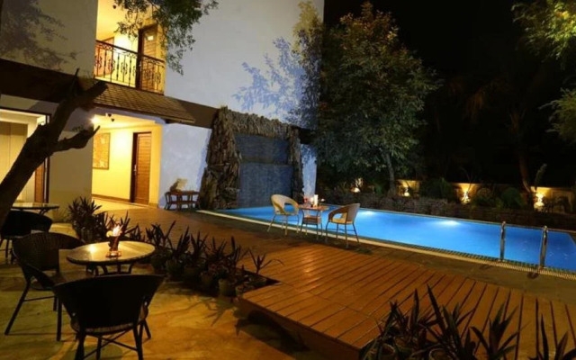 Royal Bagan Hotel