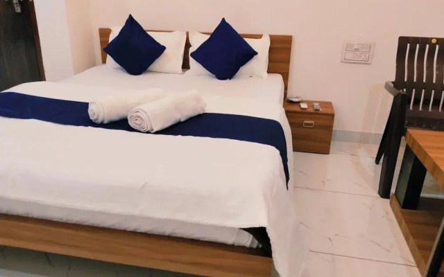 Hotel Bhavya Palace