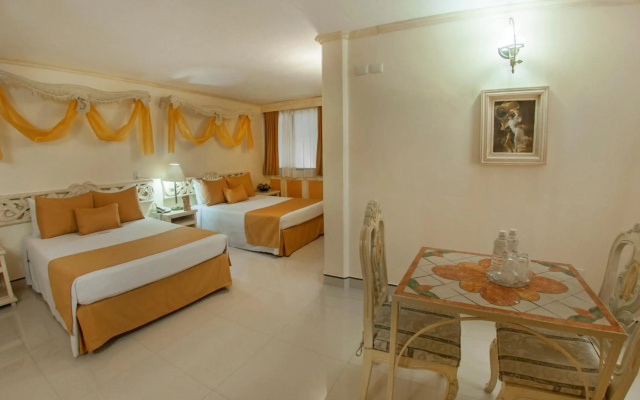 Hotel Villa Las Margaritas Plaza Cristal