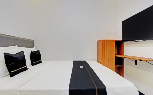 Collection O 92972 Gaharu Hotel