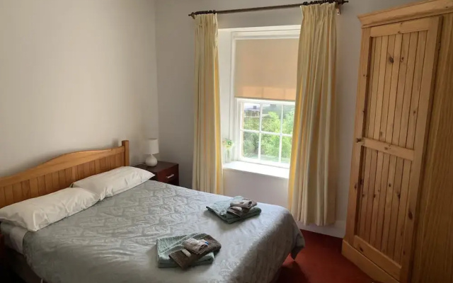 Ross Hotel