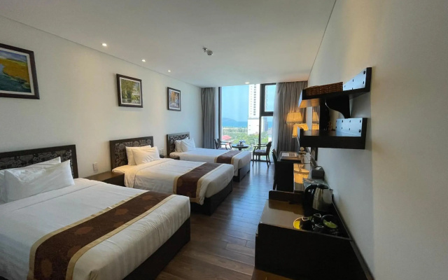 Danaciti Hotel