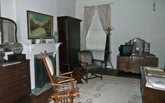 Audubon Park House Bed and Breakfast