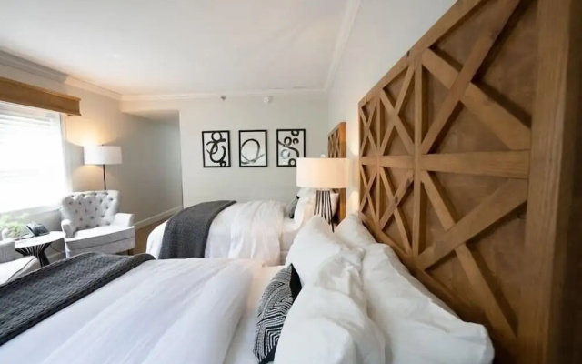 Saxon Inn