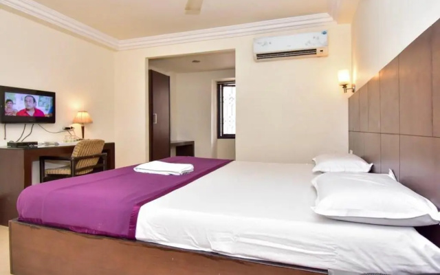 Hotel Aditya Palace