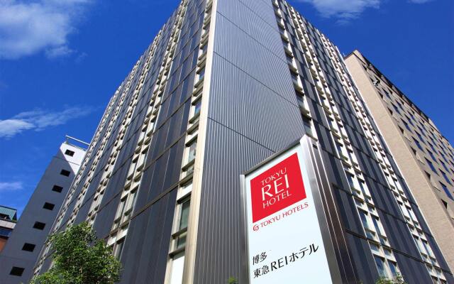 Hotel Tokyu Bizfort Hakata вид на фасад